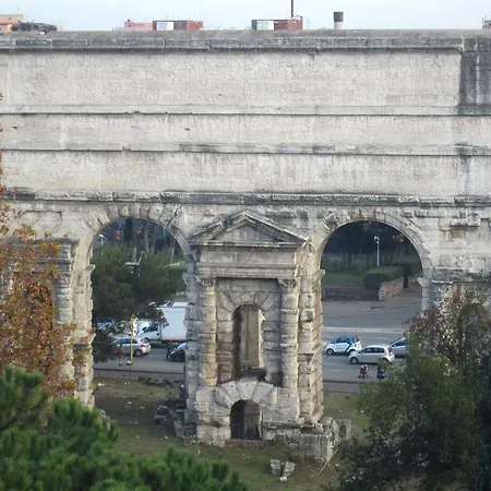 Adelina 2* Rome