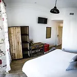 Adelina Hotel