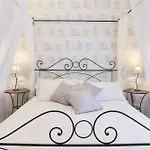 Adelina Hotel 3*
